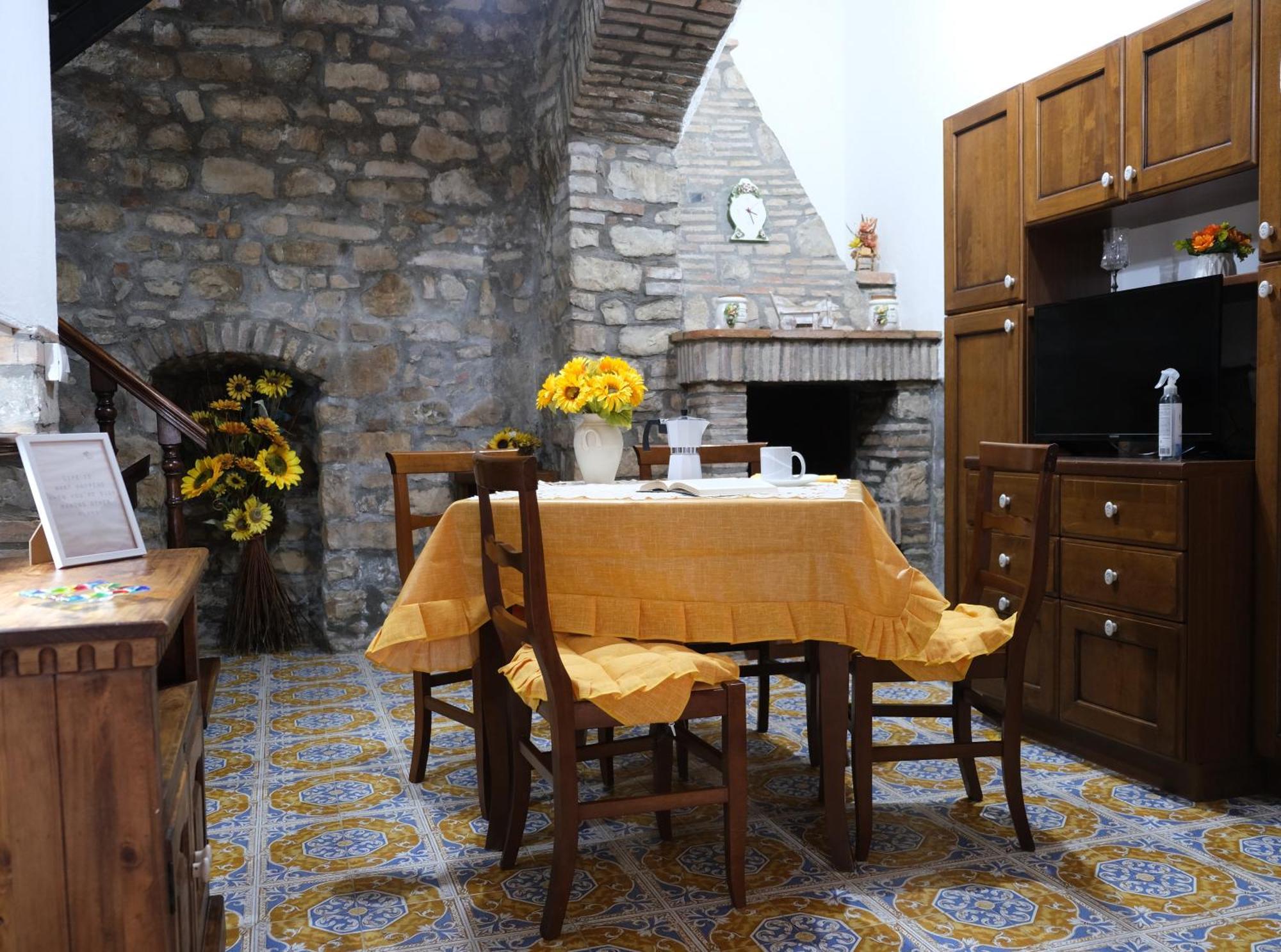 Ferienwohnung Joy'S Nest Todi Exterior foto